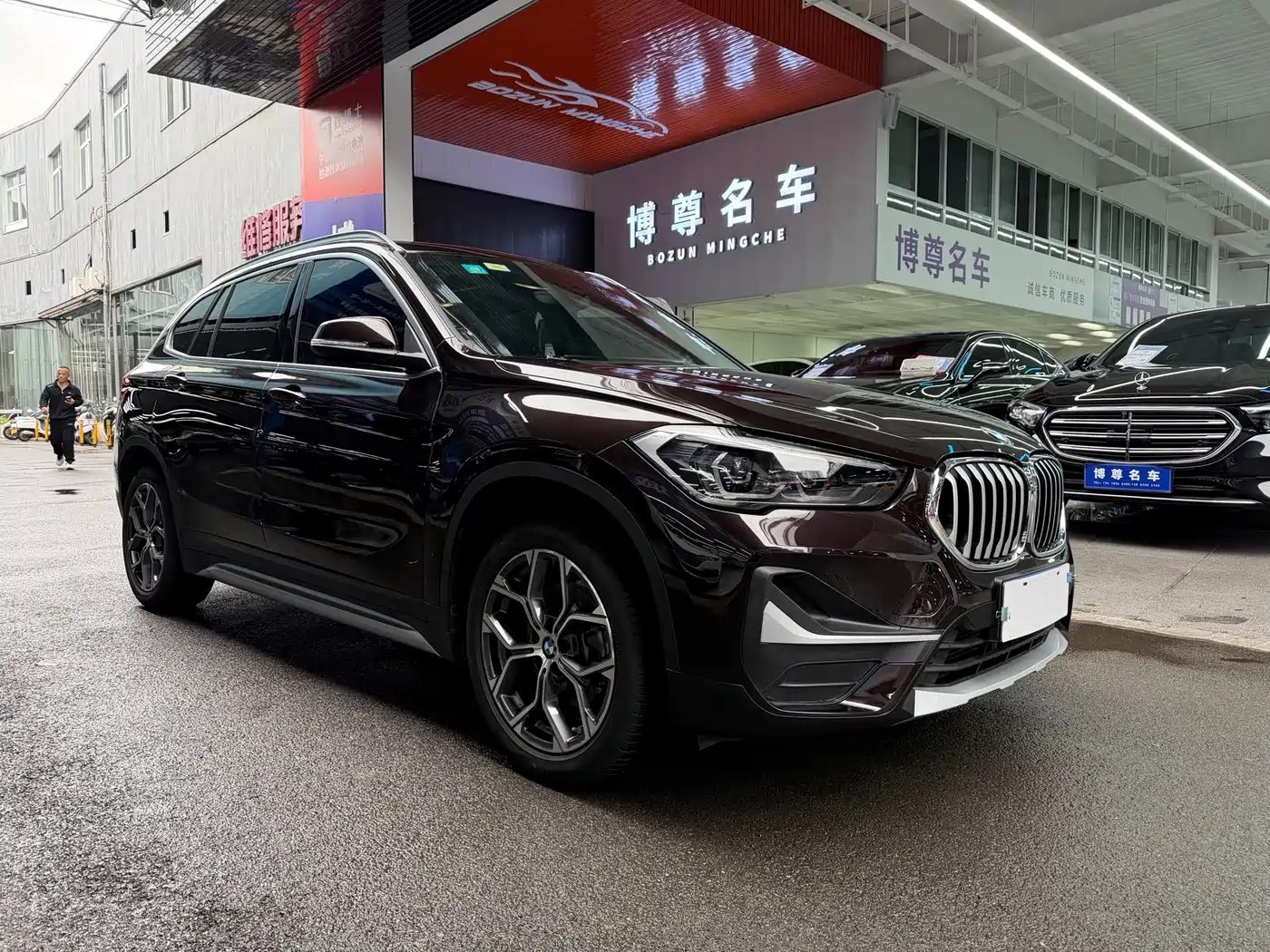BMW X1 2019 xDrive20Li Premium Model фото 3
