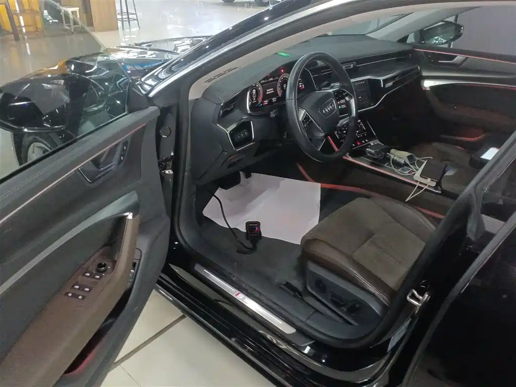 Audi A7L 2022 45 TFSI S-line Future Dream Edition фото 16