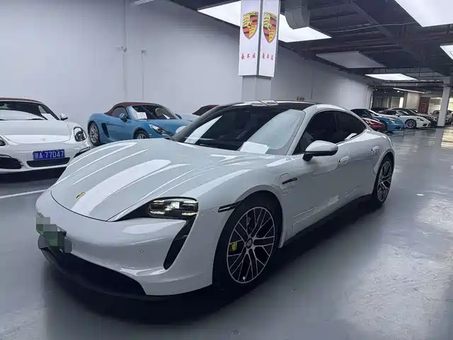 Porsche Taycan Taycan