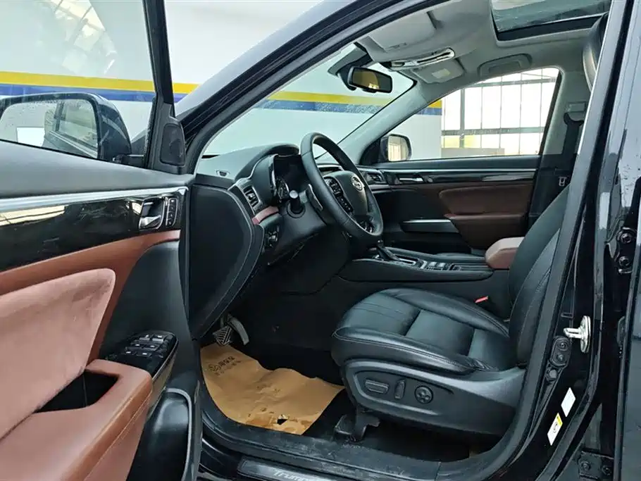 GAC Trumpchi Trumpchi GS8 2017 320T 2WD Luxury Smart Connect (7-seater) фото 9