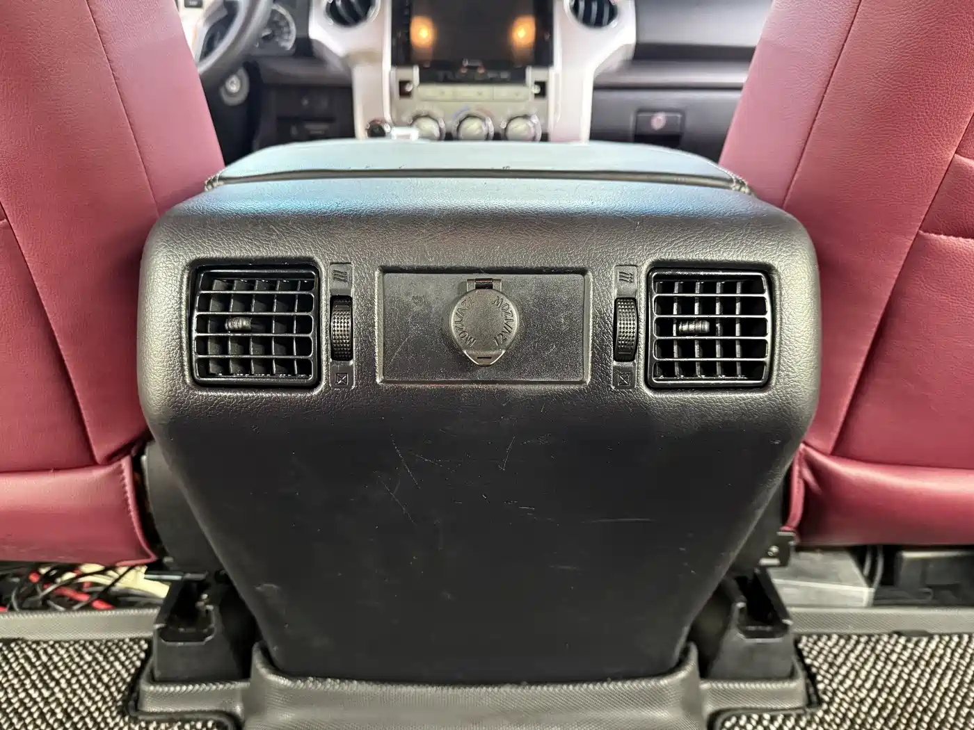 Toyota Tundra 2014 5.7L TRD Pro фото 28
