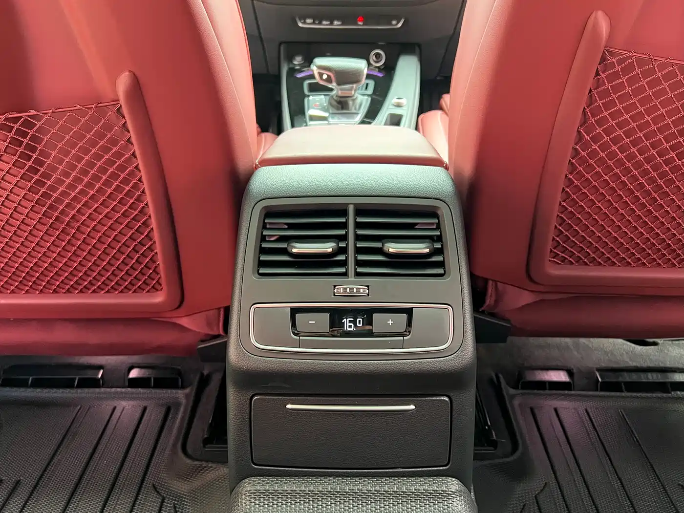 Audi A4L 2024 40 TFSI Luxury Dynamic фото 4