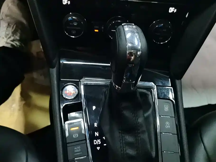 Volkswagen Lamando 2017 280TSI DSG Comfort Edition фото 16