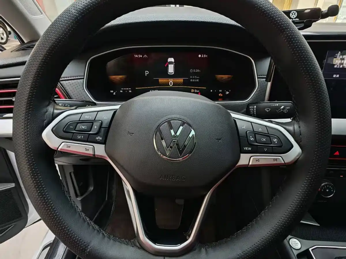Volkswagen Lavida 2023 280TSI DSG Starlight Comfort Edition фото 14