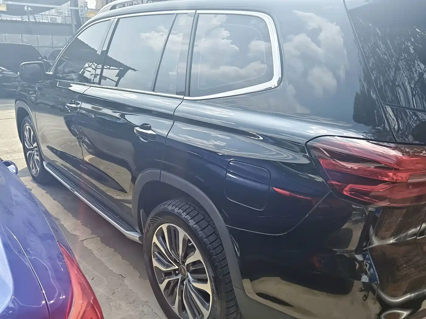 Roewe RX8 2018 2018 30T Intelligent Internet 4WD Supreme Edition