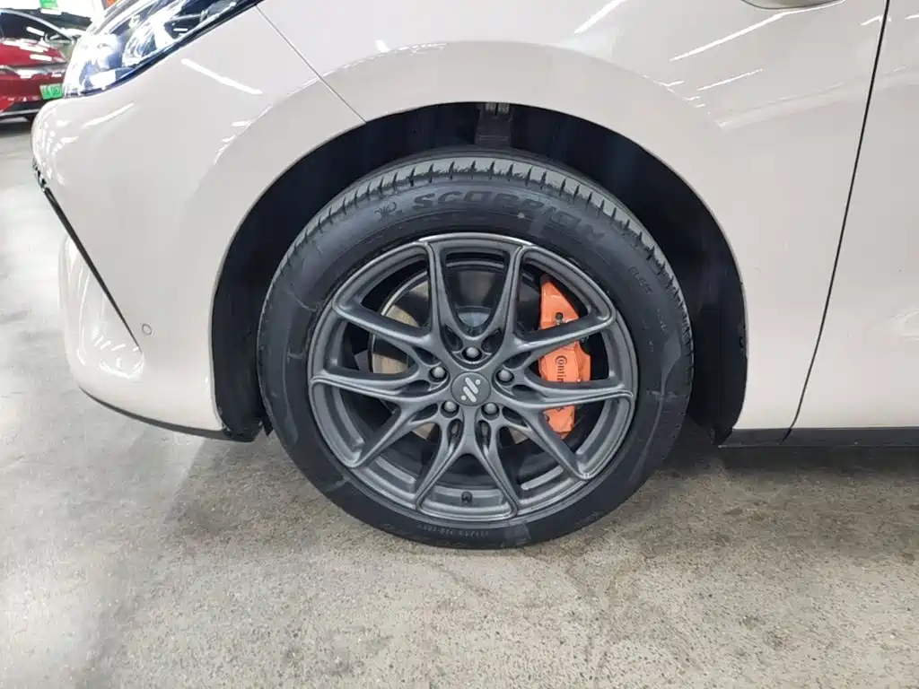IM Motors IM LS6 2023 2023 Max Standard Edition