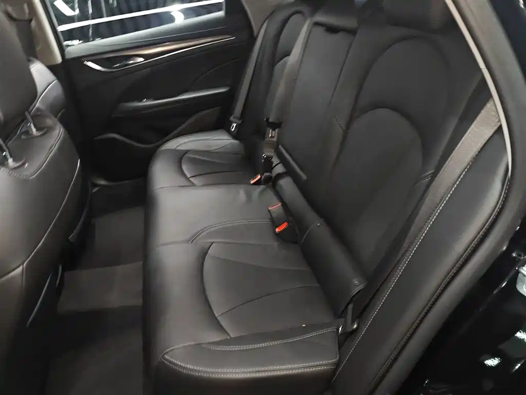 Buick LaCrosse 2022 652T Luxury фото 17
