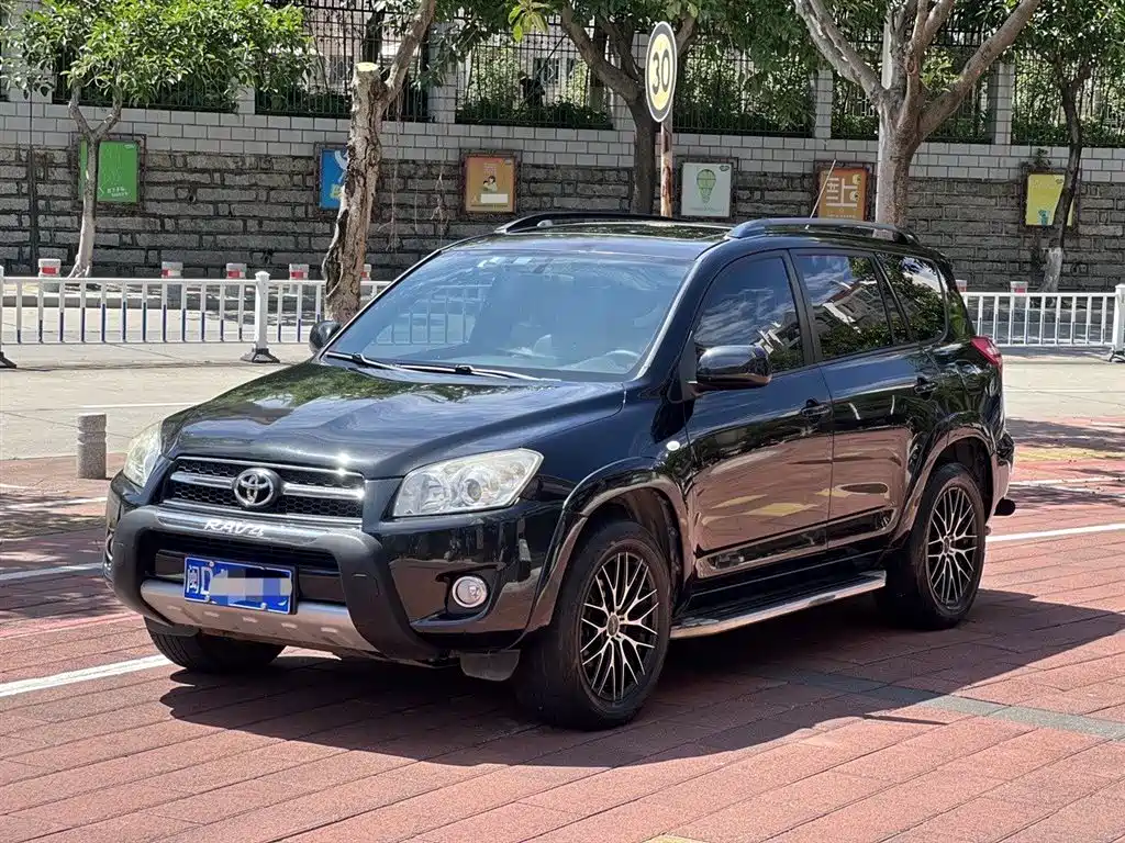 Toyota RAV4 Rongfang 2009 2.4L Automatic Luxury Edition