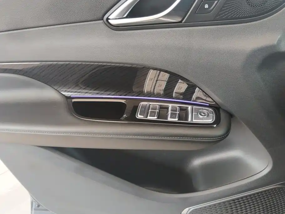 Hongqi HS3 2024 2024 1.5T Virtue Edition