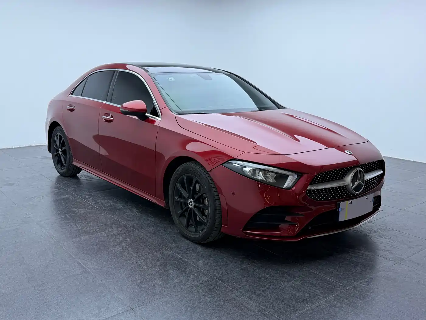 Mercedes-Benz A-Class 2019 A 200 L Sport Sedan фото 3