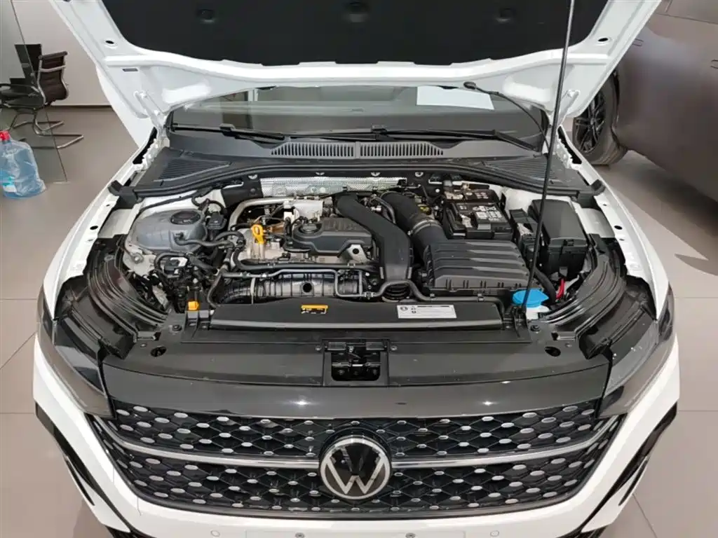 Volkswagen Lavida 2024 Model 300TSI DSG Starlight Leading Edition фото 20