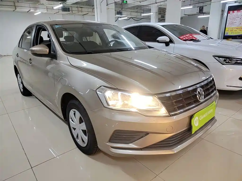 Volkswagen Jetta 2017 1.5L Automatic Fashion фото 4