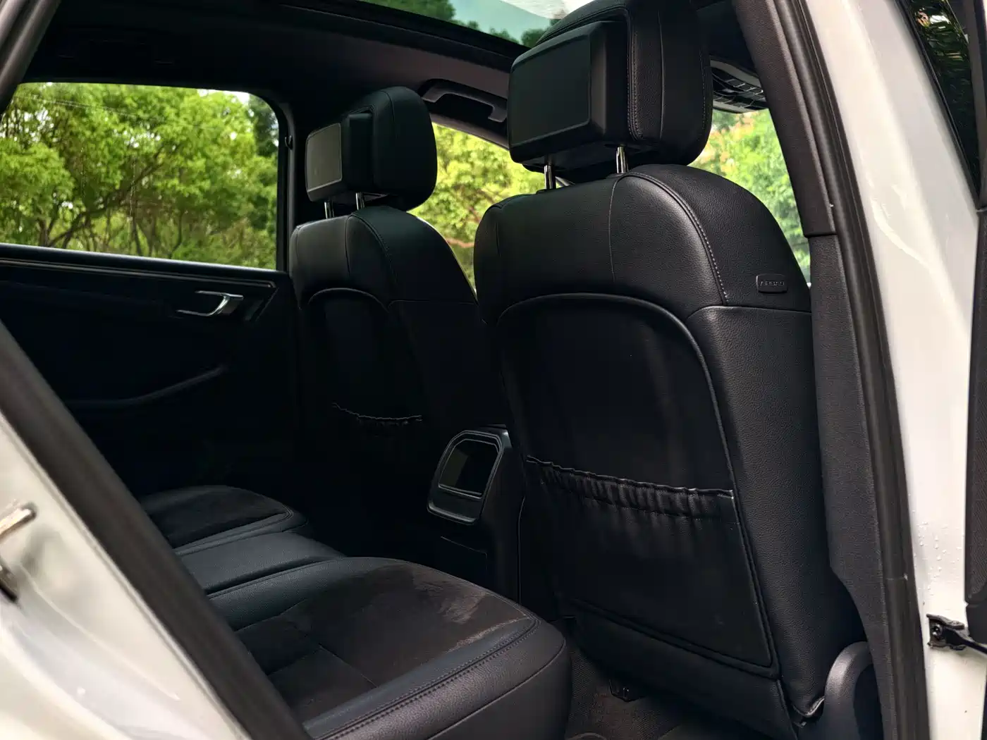 Porsche Macan 2016 Macan 2.0T фото 11
