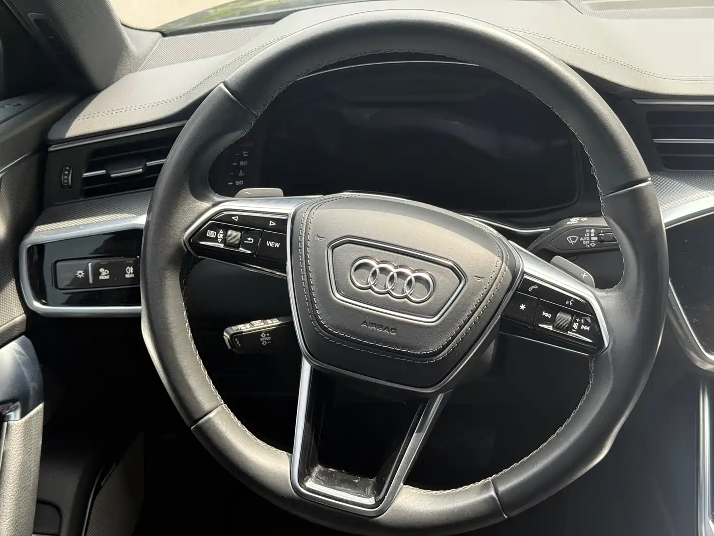 Audi A6L 2024 45 TFSI Premium Dynamic фото 10