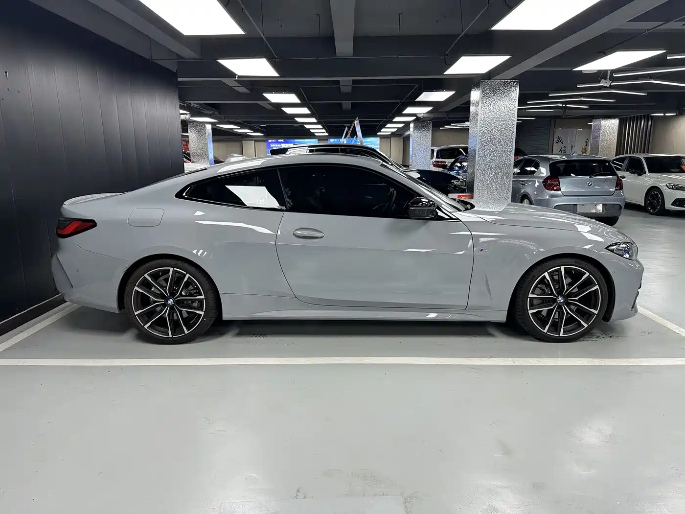 BMW 4 Series 2022 Facelift 430i M Sport Shadow Edition фото 4