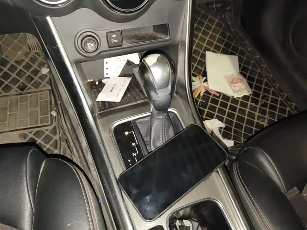 BYD Song 2016 Unrivaled Edition 1.5TID Automatic Leading Edition фото 21