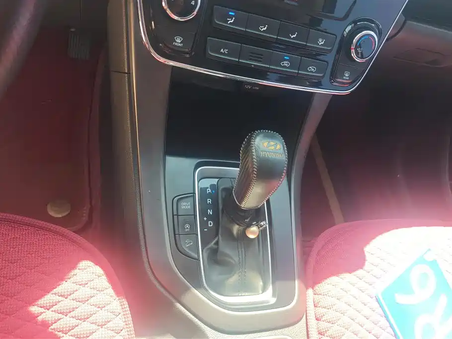 Hyundai Beijing Hyundai ix35 2019 2.0L Automatic 2WD Zhiyong·Enjoy China V фото 16