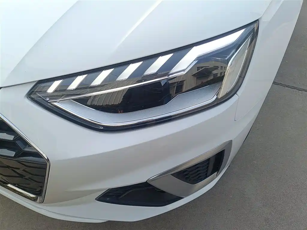Audi A4L 2020 40 TFSI quattro Luxury Dynamic фото 24
