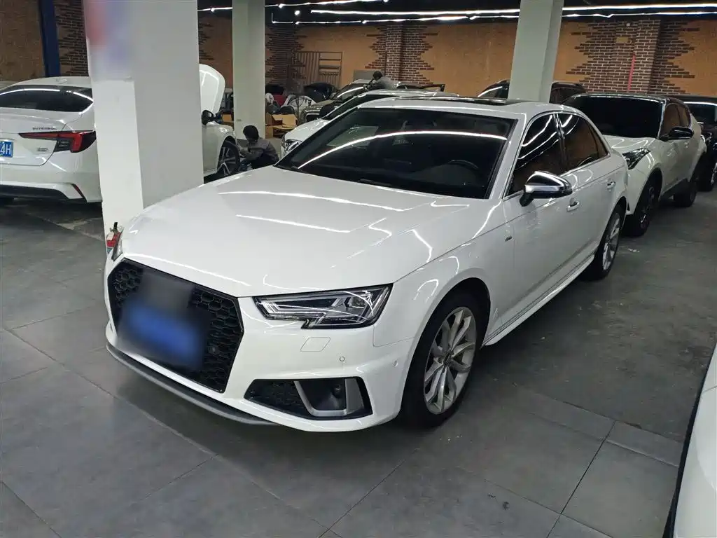 Audi A4L 2019 40 TFSI Fashion (China VI)