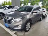 Photo 1 - Chevrolet Equinox