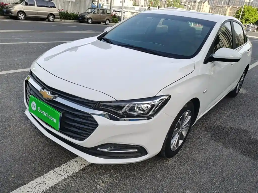 CHEVROLET CRUZE