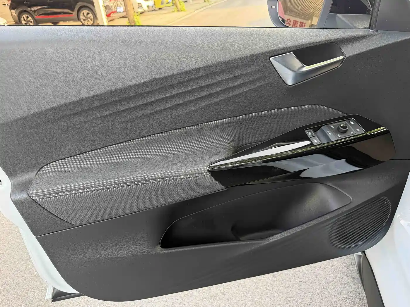 Volkswagen ID.3 2023 Pure Smart Edition фото 11
