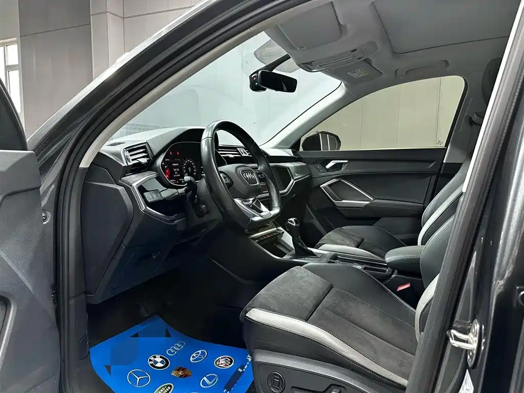 Audi Q3 2022 35 TFSI Fashion Dynamic фото 15