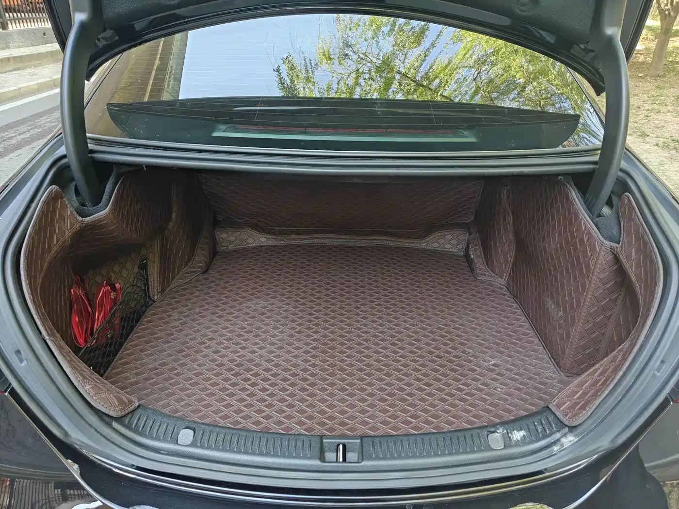 Mercedes-Benz E-Class 2021 E 300 L Sport Luxury Edition фото 5