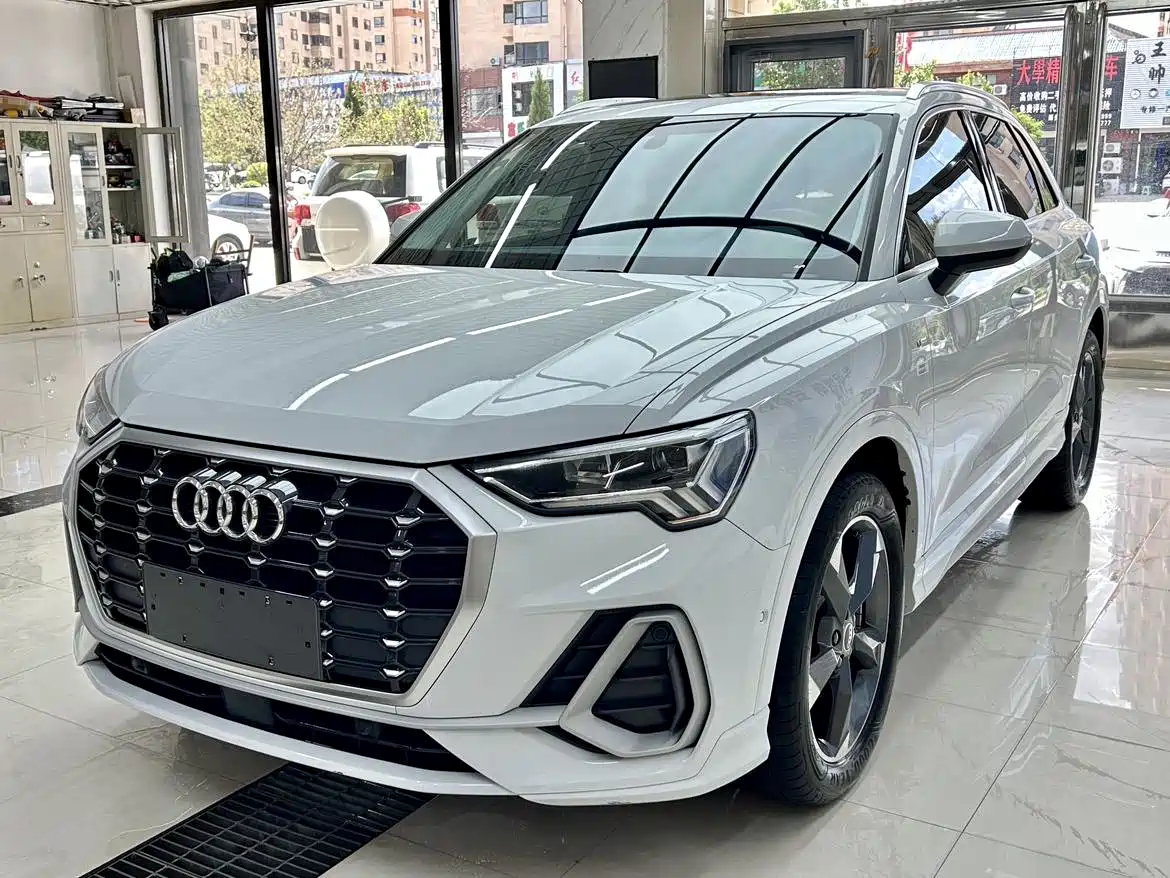 Audi Q3 2023 35 TFSI Fashion Dynamic (1.4T)