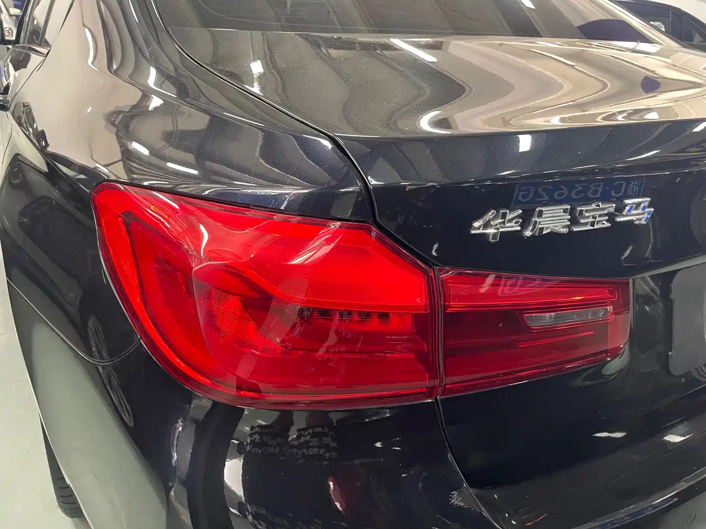 Фото 9 - BMW 5 Series