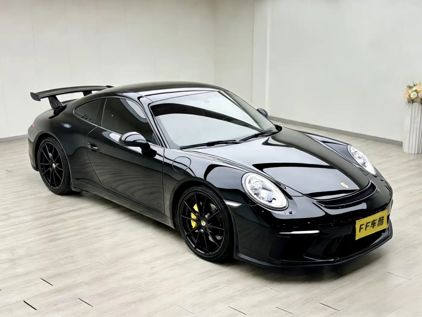 Porsche 911 2013 Carrera 4 3.4L фото 3