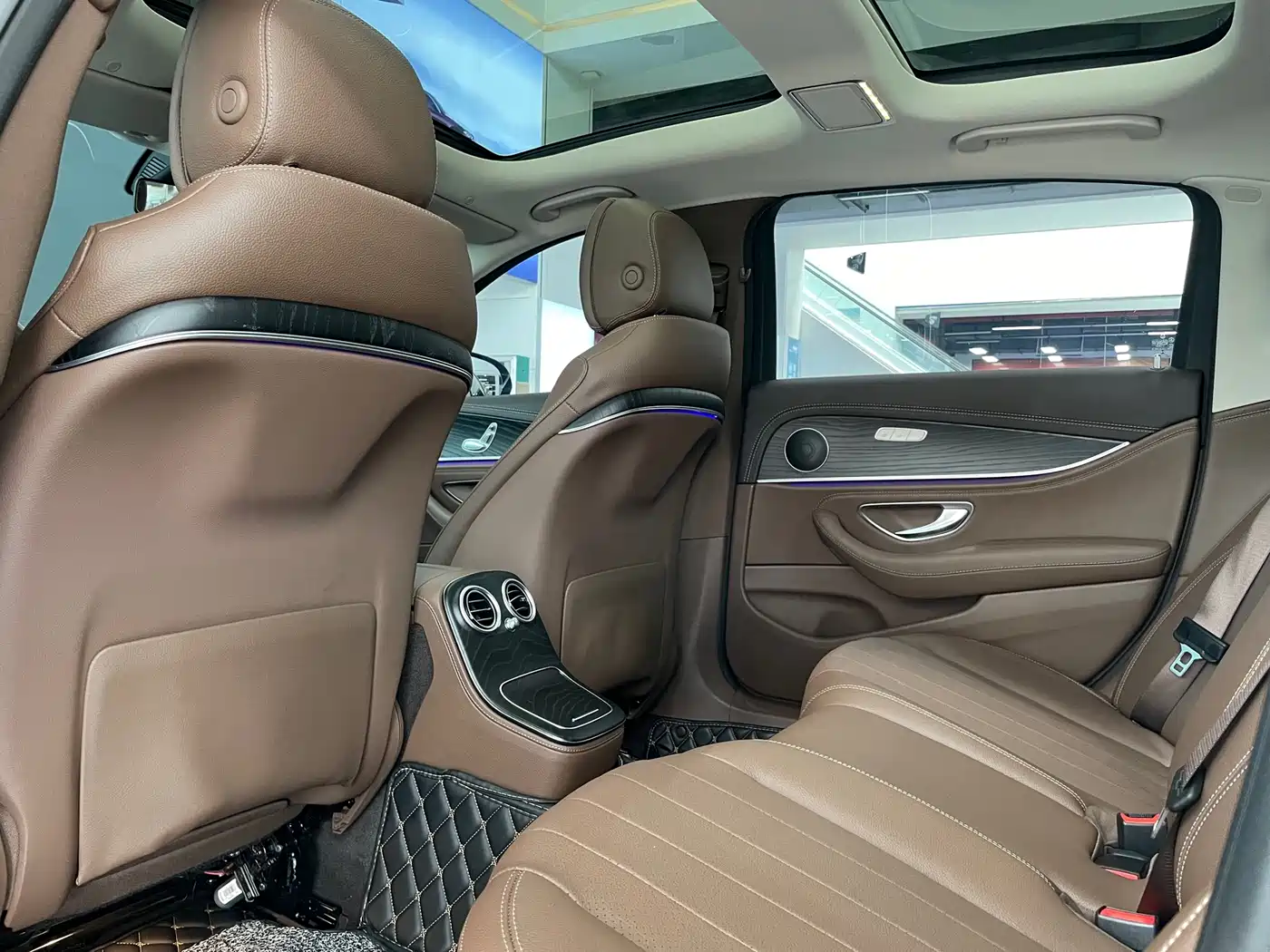 MERCEDES-BENZ E CLASS