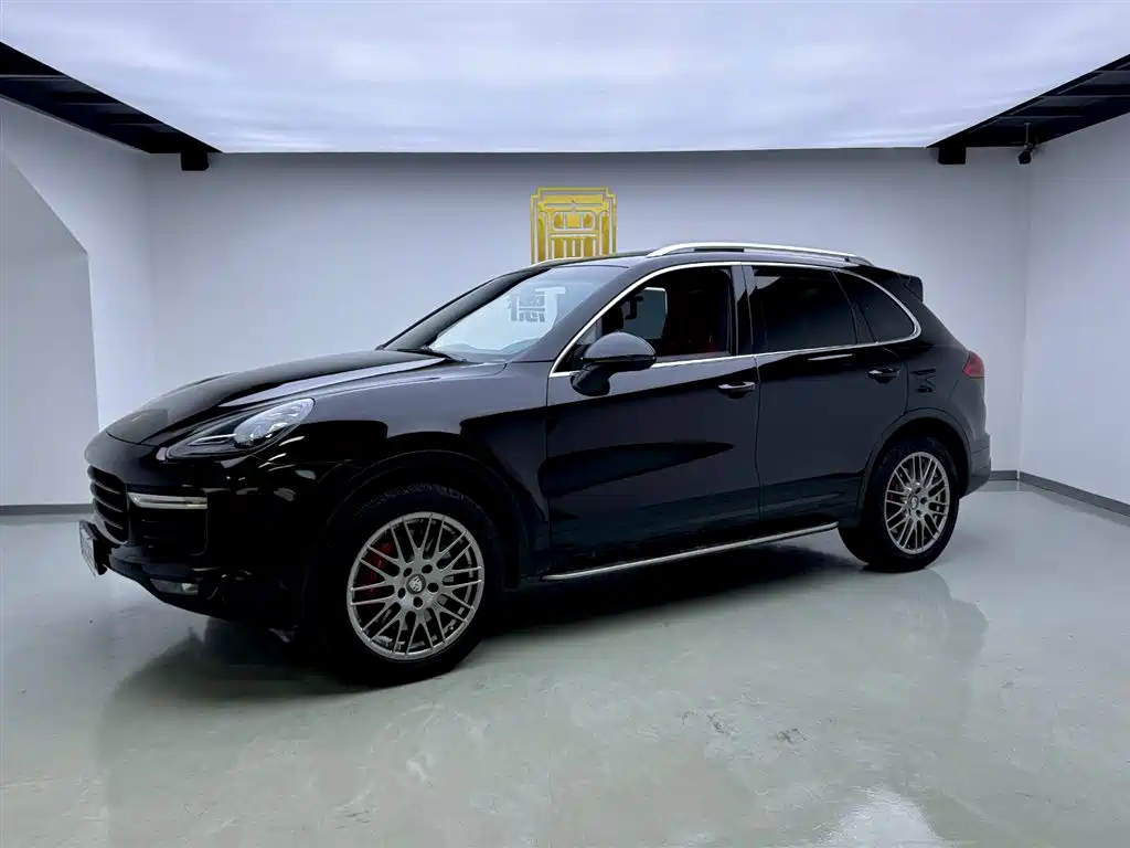 Porsche Cayenne 2016 Cayenne Turbo 4.8T