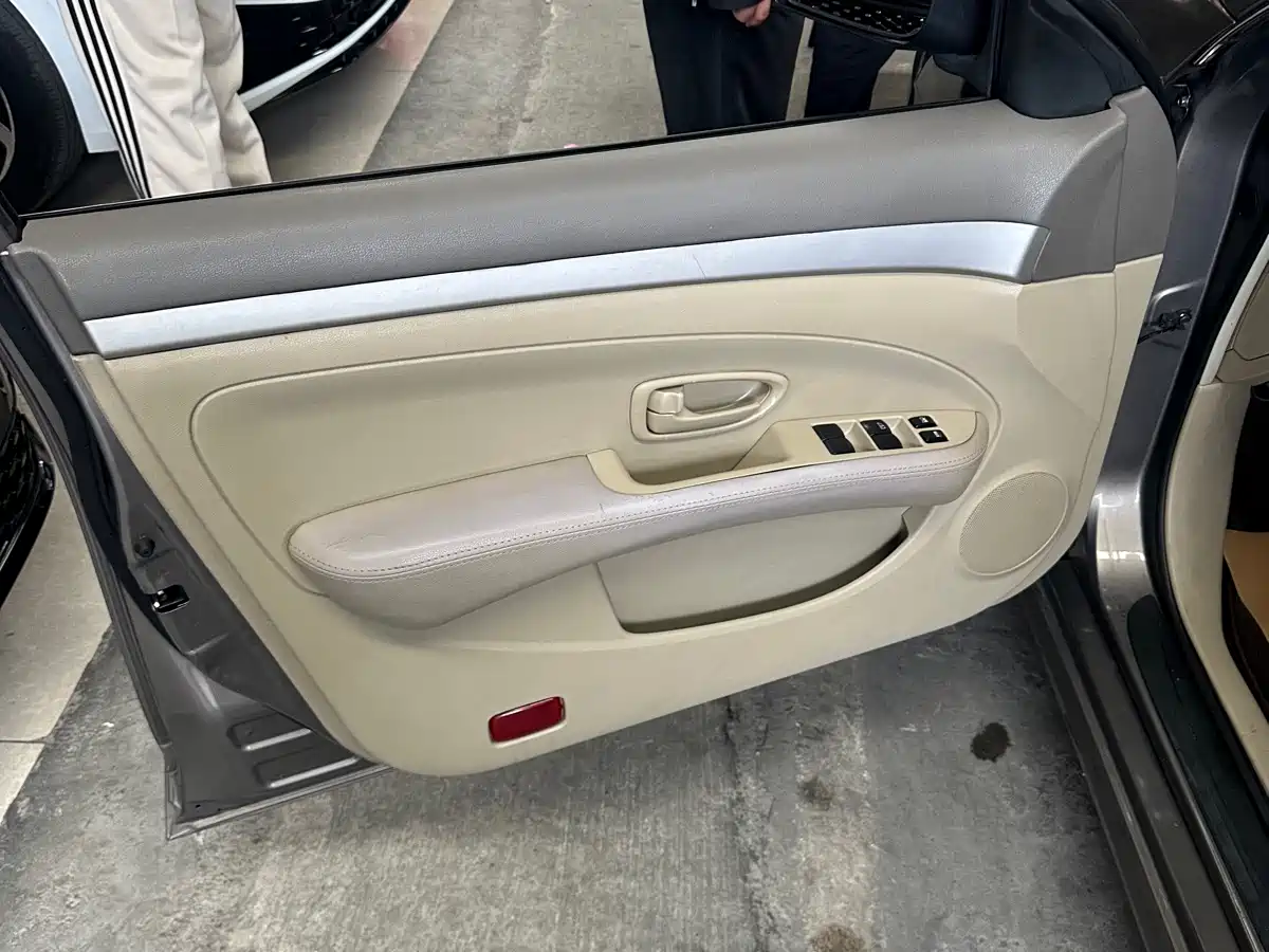 صورة 11 - Nissan Sylphy