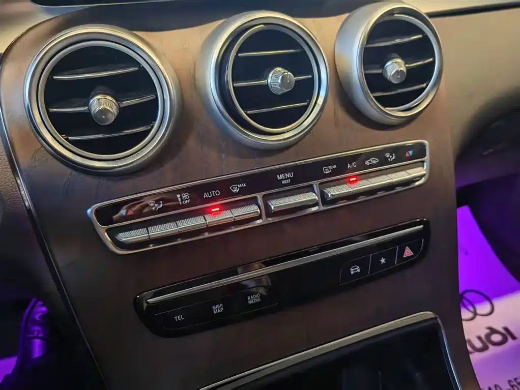 Mercedes-Benz GLC 2021 GLC 260 L 4MATIC Luxury фото 21
