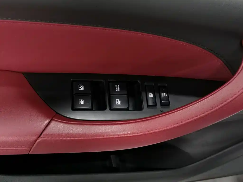Photo 9 - Changan Eado