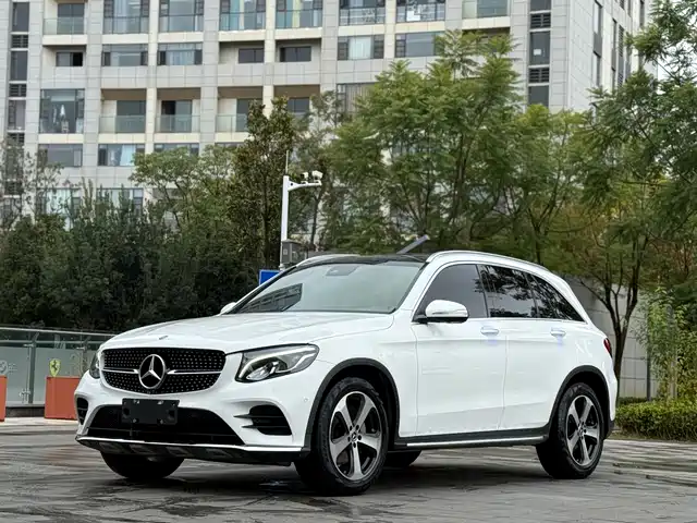 MERCEDES-BENZ GLC