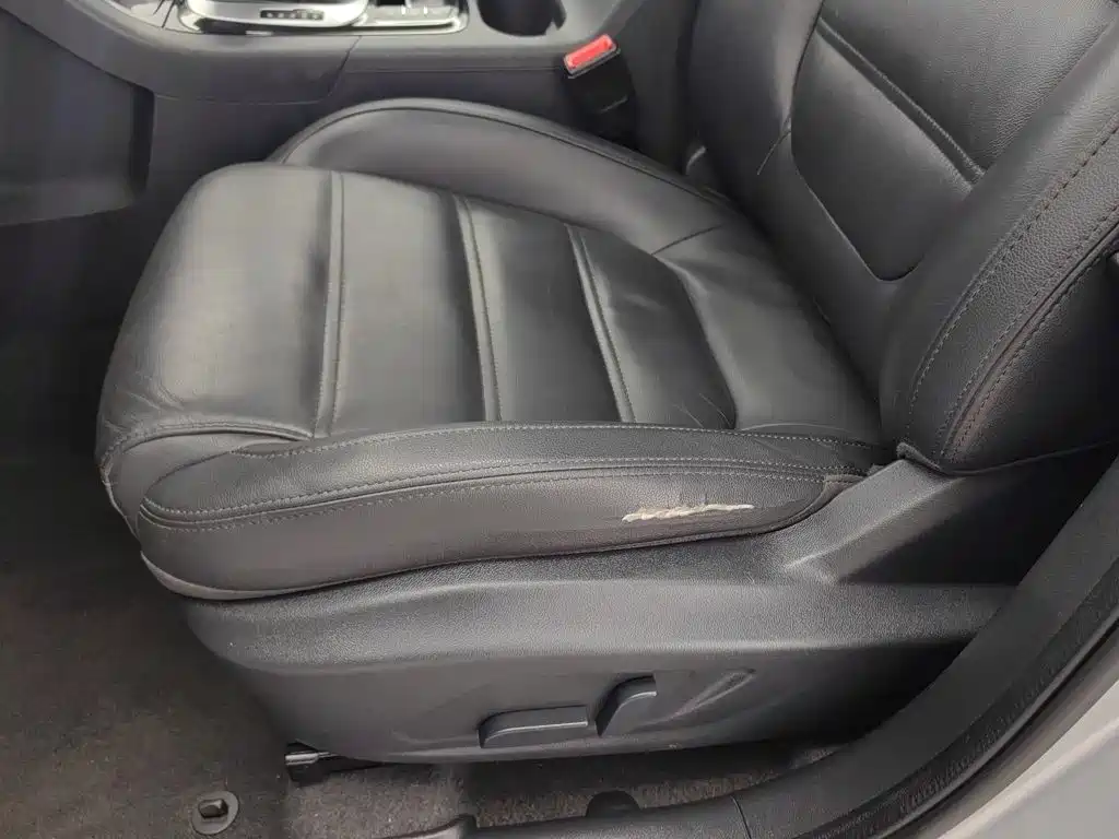 MG Roewe RX5 2015 2015 2.0TGI TST 4WD Flagship Edition
