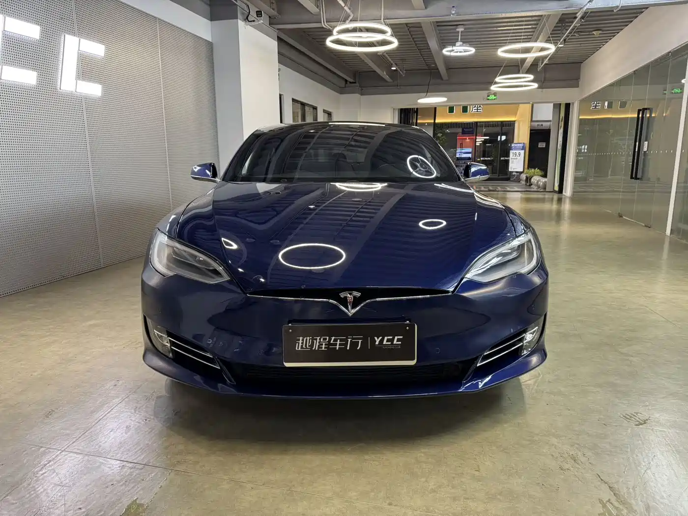 TESLA MODEL S