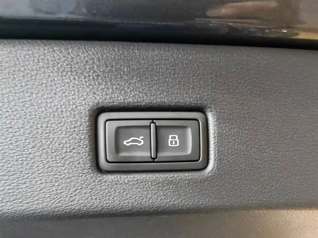 Audi A7 2024 45 TFSI Premium Selection фото 2