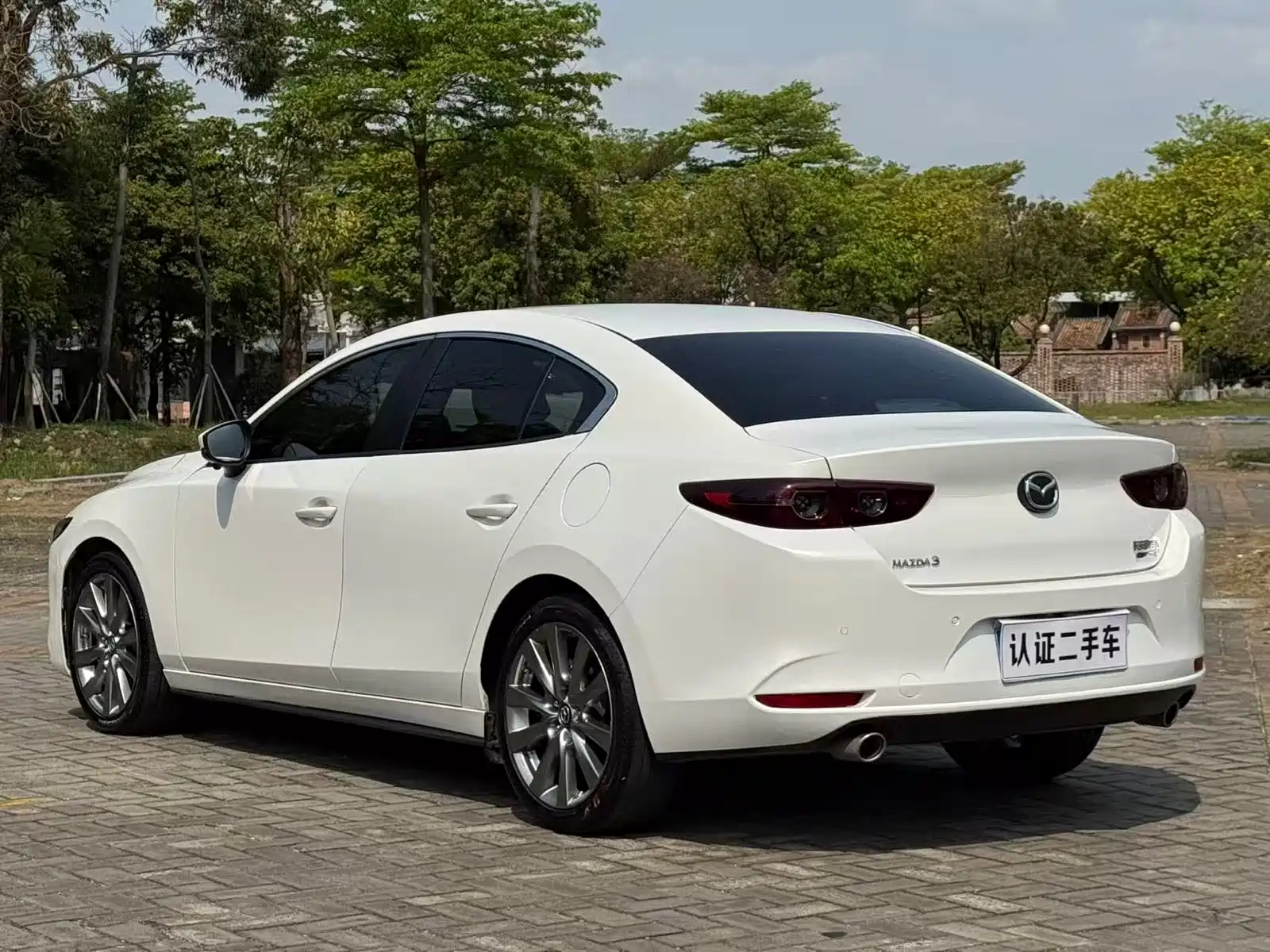 Фото 7 - Mazda Mazda 3