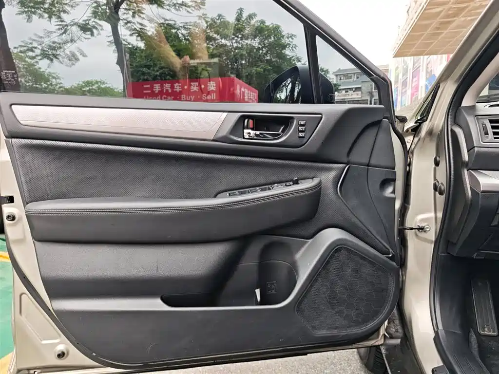 Subaru Outback 2020 Facelift 2.5i Classic Edition фото 21