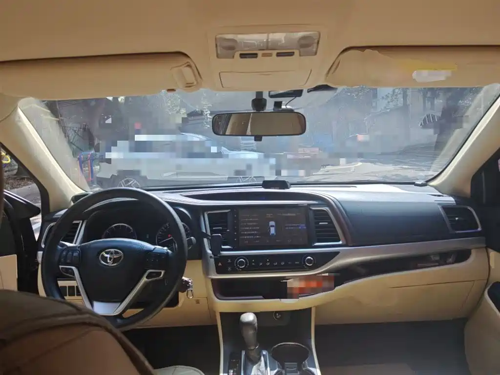 Toyota Highlander 2015 2.0T AWD Elite Edition 7-seater фото 13