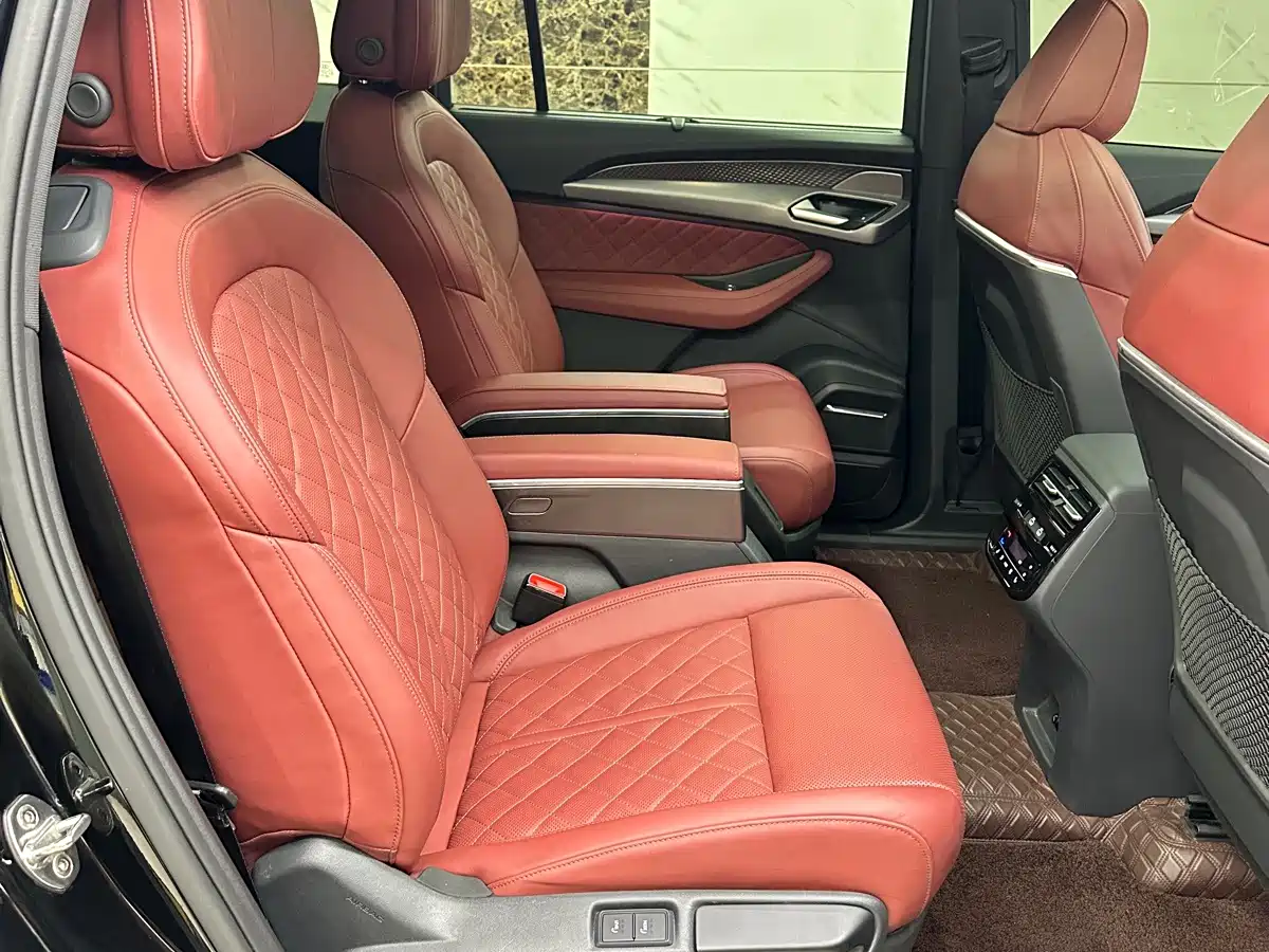 Audi Q6 2024 2024 45 TFSI quattro Black Warrior Edition 6-seater
