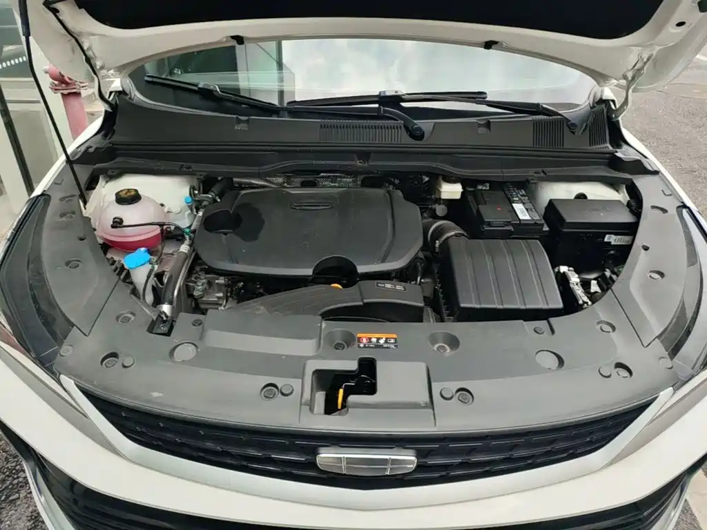 Фото 20 - Geely Coolray
