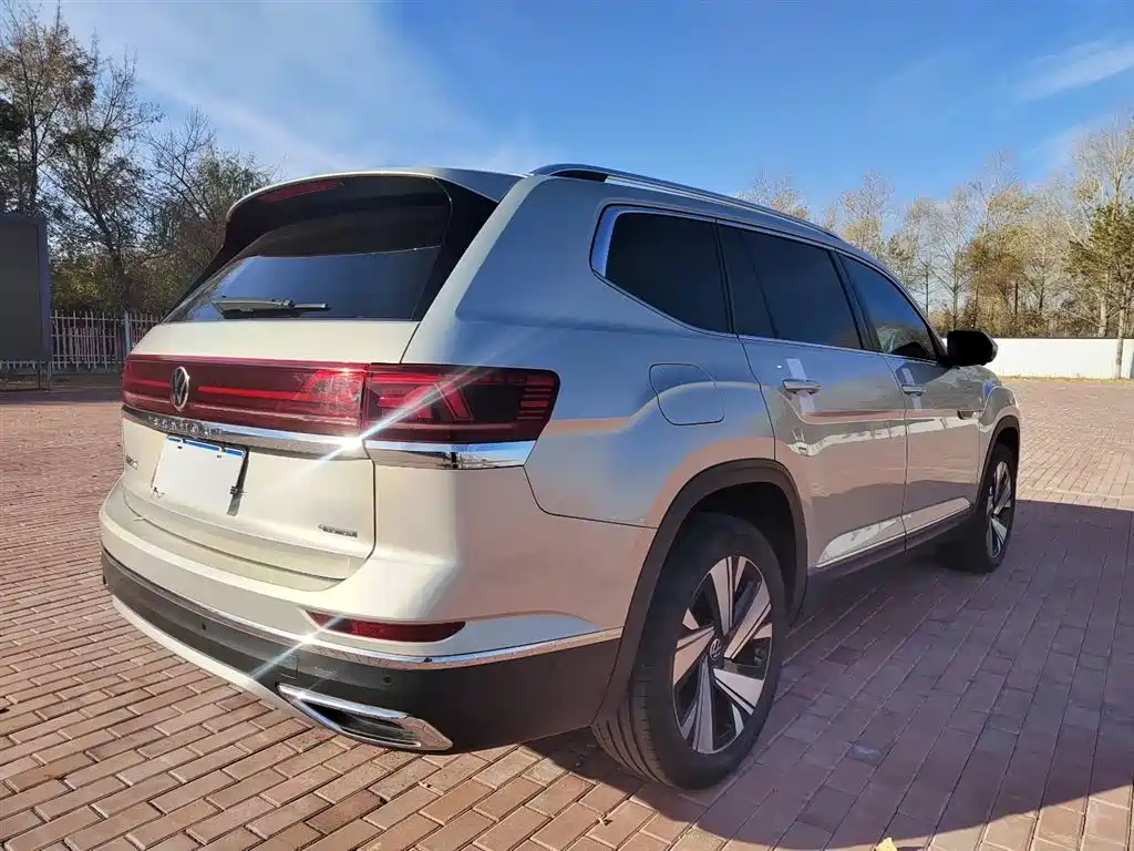 Volkswagen Teramont 2023 380TSI AWD Premium Luxury Edition фото 7