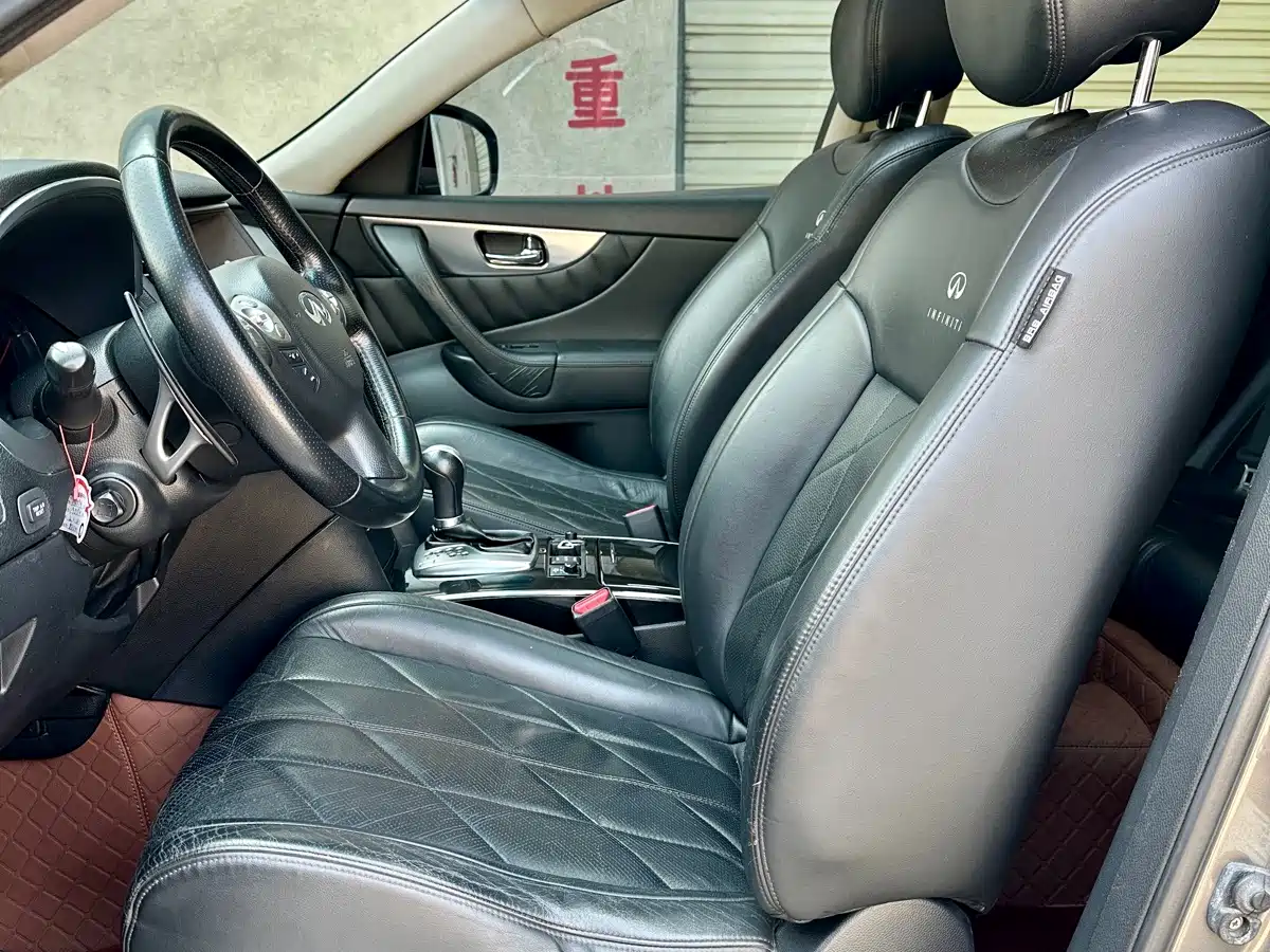 Infiniti FX 2009 2009 FX35 Beyond Edition