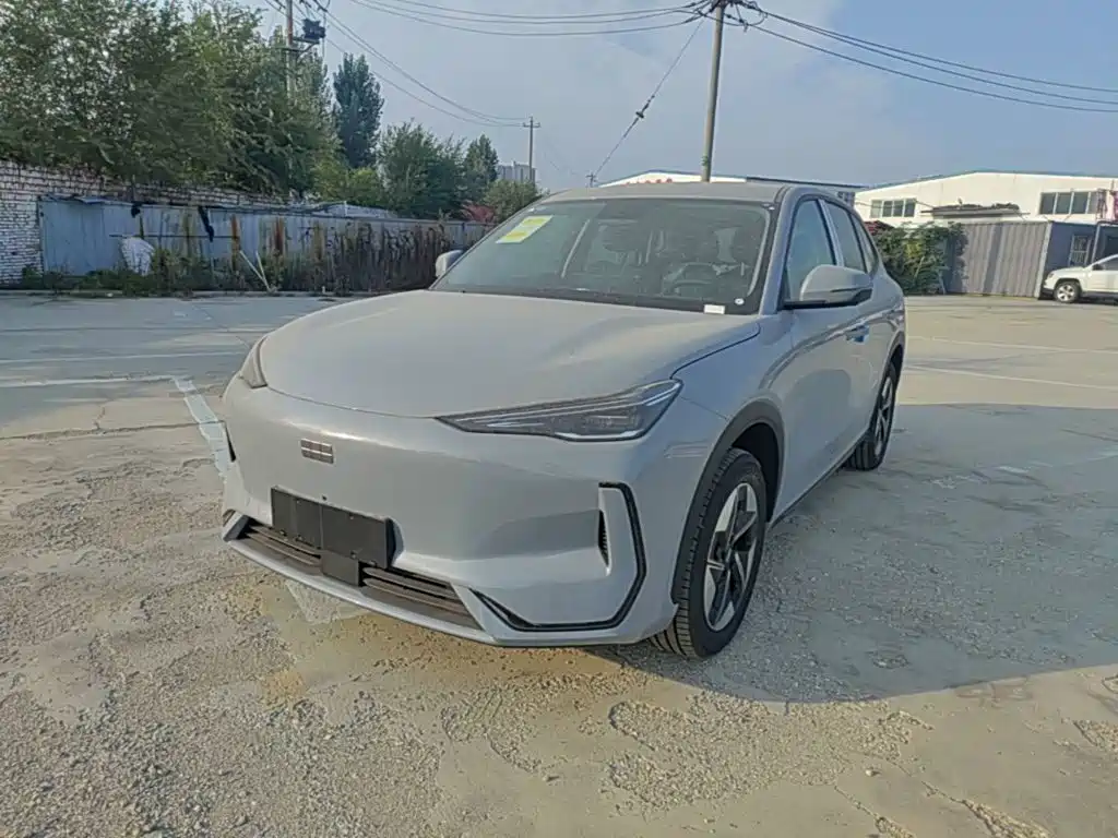 Фото 2 - Geely Galaxy Galaxy E5