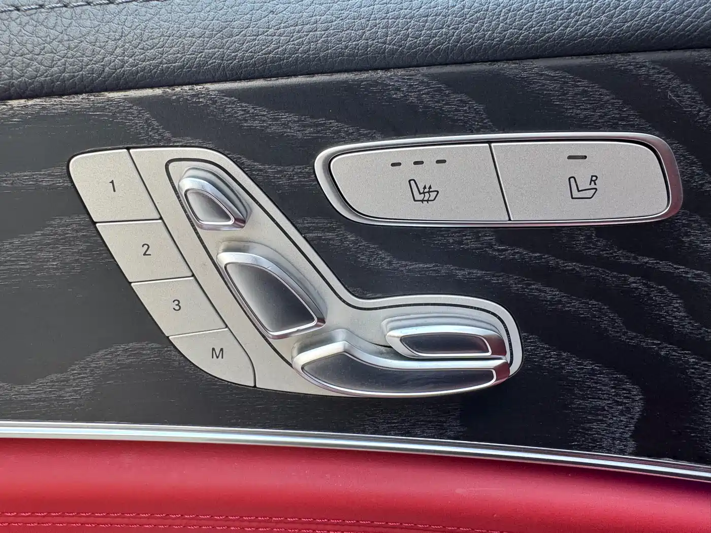 Mercedes-Benz E-Class 2016 E 300 L Sport Fashion Type фото 24