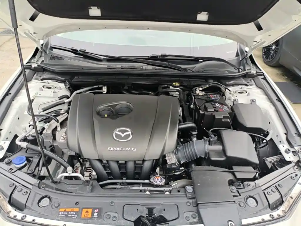 Mazda Mazda3 Axela 2025 2023 2.0L Auto Zhixuan